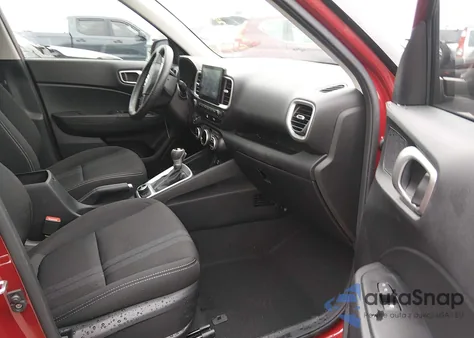 2024 Hyundai Venue Sel z USA, uszkodzony, nr VIN KMHRC8A38RU332792